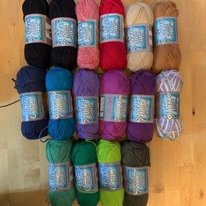 Lot of I Live This Cotton yarn